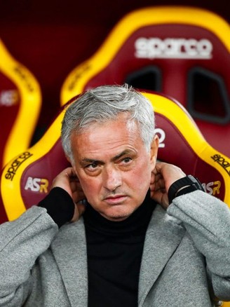 AS Roma sắp đề nghị bản hợp đồng mới cho HLV Mourinho