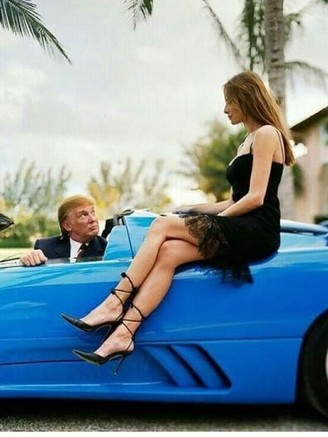 Chiếc Lamborghini ‘độ’ riêng cho ông Trump chuẩn bị lên sàn đấu giá