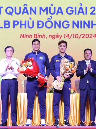 Ra mắt Hoàng Đức và Văn Lâm, CLB Ninh Bình quyết giành vé lên V-League