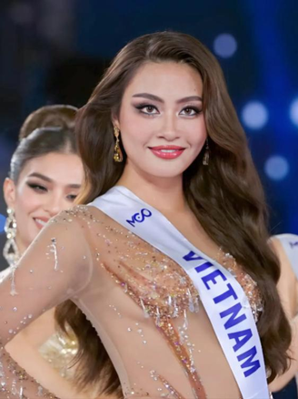 Xuân Hạnh lên tiếng khi bị nói ‘vào top 5 Miss Cosmo nhờ thi trên sân nhà’