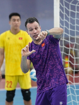 HLV Giustozzi muốn futsal Việt Nam đánh bại Thái Lan ở giải Đông Nam Á