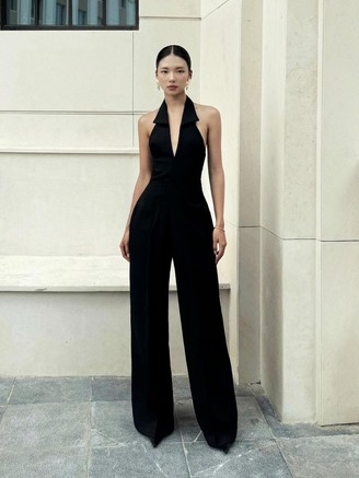 Tỏa sáng với jumpsuit, lựa chọn hoàn hảo cho nàng bận rộn