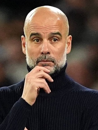 HLV Pep Guardiola thừa nhận một sự thật cực bất ngờ khiến Man City sụp đổ