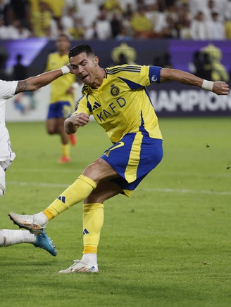 Ronaldo tỏa sáng rực rỡ giúp Al Nassr phá dớp, thắng Al Ain ở AFC Champions League