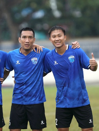 Cựu danh thủ Trần Minh Chiến cùng Quảng Ninh FC bất bại: Cơ hội thăng hạng!