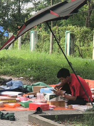 Shipper... ngồi một chỗ