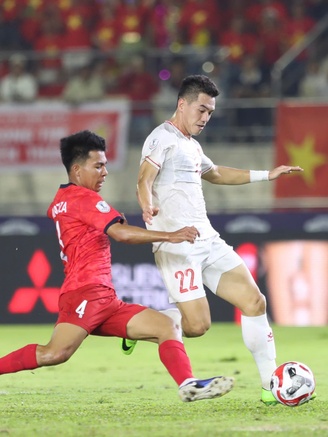 Việt Nam tại AFF Cup: Những điểm nhấn khó quên sau trận thắng quan trọng tại Lào