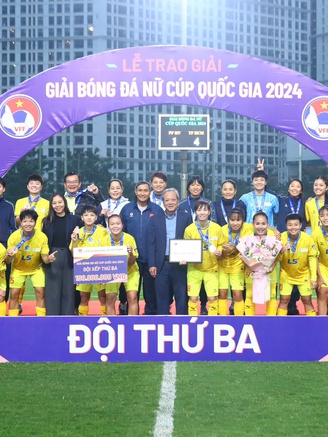Huỳnh Như không đá, CLB nữ TP.HCM vẫn thắng ấn tượng: Đoạt HCĐ Cúp quốc gia