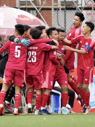 Lịch thi đấu vòng loại khu vực phía bắc giải TNSV THACO Cup 2025: Gay cấn