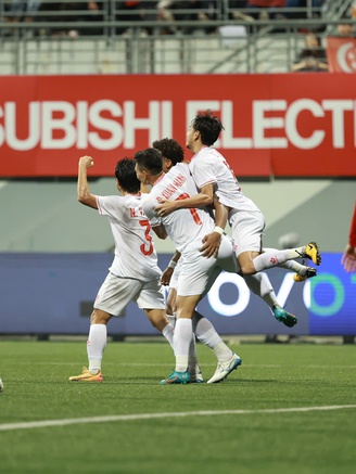 Truyền thông Singapore thở dài: Hy vọng vào chung kết AFF Cup quá mong manh!'