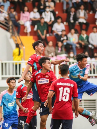 Khai mạc vòng loại TNSV THACO Cup 2025: Bừng lên khát vọng