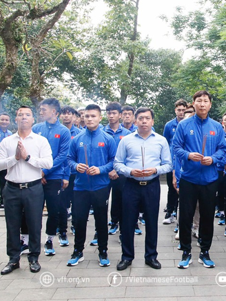 HLV Kim Sang-sik tìm được đội trưởng đội tuyển Việt Nam?