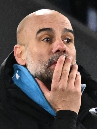 Đoạn đối thoại khó hiểu của HLV Pep Guardiola, báo Tây Ban Nha khuyên nên nghỉ ngơi