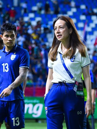 Nóng: Madam Pang bất ngờ chia tay đội tuyển Thái Lan, số tiền thưởng gây choáng