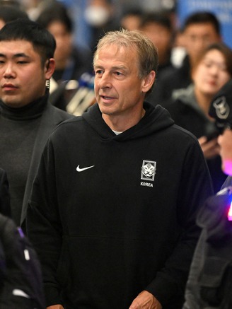 Báo chí Hàn Quốc tiếp tục chỉ trích dữ dội HLV Klinsmann, bị sa thải không oan 
