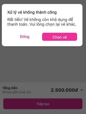 'Khóc ròng' vì mua vé máy bay trở lại TP.HCM khó hơn… mò kim đáy bể