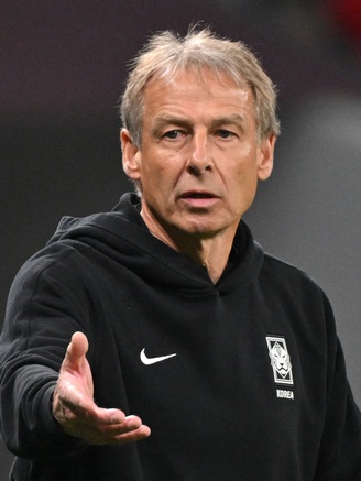 Bóng đá Hàn Quốc mất nhiều hơn được sau khi sa thải HLV Klinsmann