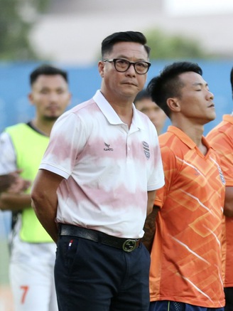 V-League: VAR xuất hiện trong trận 'nóng' của thầy trò HLV Lê Huỳnh Đức