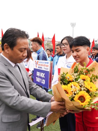 Vòng loại phía bắc chào đón ‘tiệc bàn thắng’