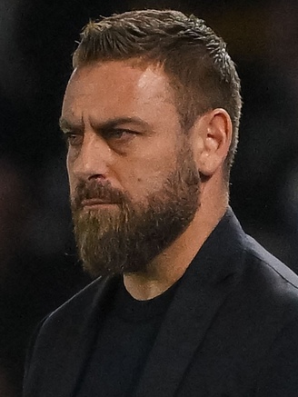 Daniele De Rossi biến AS Roma thành đội bóng ai cũng sợ so với thời HLV Mourinho