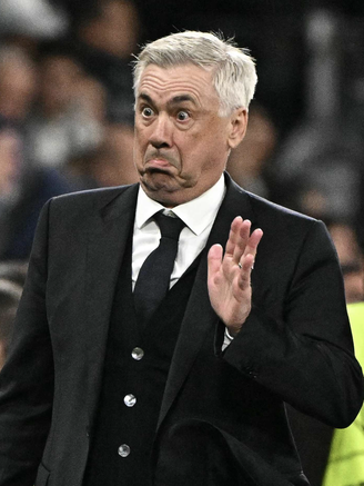 HLV Pep Guardiola và Ancelotti tranh cãi gay gắt về mặt sân Bernabeu, ngạc nhiên chưa!