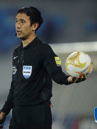 Trọng tài trận tranh ngôi nhất bảng với U.23 Uzbekistan: Vua thẻ, Việt Nam phải cẩn trọng