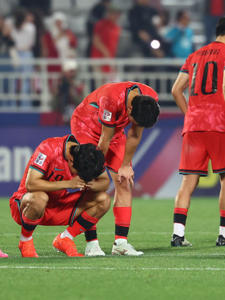 U.23 Hàn Quốc thua Indonesia, mất vé Olympic: HLV bị chỉ trích, CĐV đòi Chủ tịch KFA từ chức