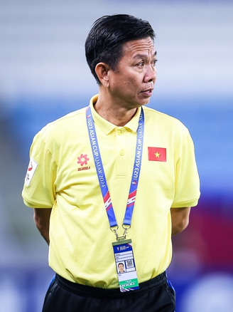 HLV Hoàng Anh Tuấn: 'Cầu thủ U.23 Việt Nam thi đấu quá ít, tôi rất trăn trở'