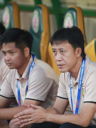 HLV Thành Công lên tiếng vụ 5 cầu thủ CLB Hà Tĩnh dùng ma túy: Bài học đắt giá