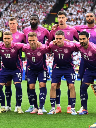 Lạ: Chủ nhà EURO nhưng đội tuyển Đức lại mặc áo sân khách khi đấu Hungary, vì sao?