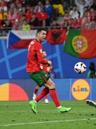 Dự đoán kết quả EURO 2024 hôm nay: Bồ Đào Nha, Bỉ cửa trên nhưng khó thắng