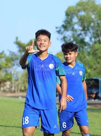 U.17 quốc gia đủ mặt anh tài, con trai cựu tiền đạo Quang Hải sẵn sàng tỏa sáng