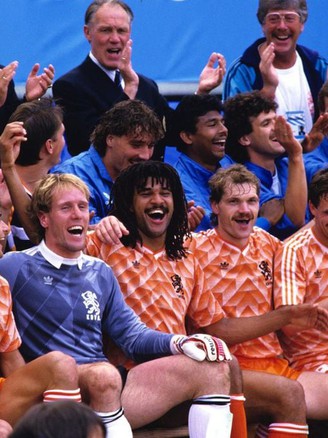 EURO và những điều thú vị: Hà Lan và 'chất thép Suriname'