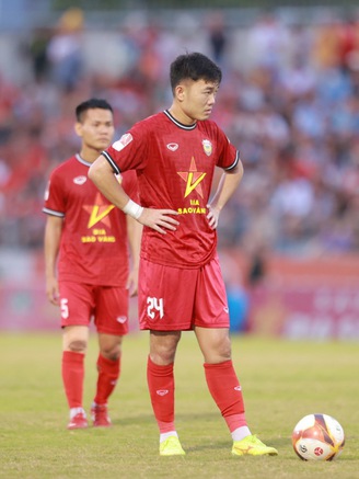 Nỗi niềm Lương Xuân Trường trong ngày V-League hạ màn, biết ngày nào chạm vào vinh quang
