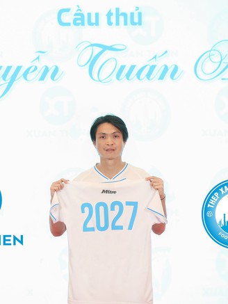 Tái ký đội Nam Định đến năm 2027, không trở lại HAGL: Tuấn Anh nói gì?