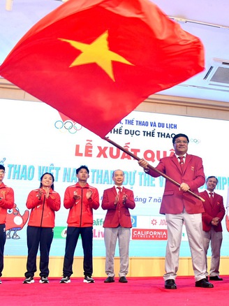Trưởng đoàn đặt mục tiêu có huy chương Olympic, tay vợt Nguyễn Thùy Linh nói lời gan ruột