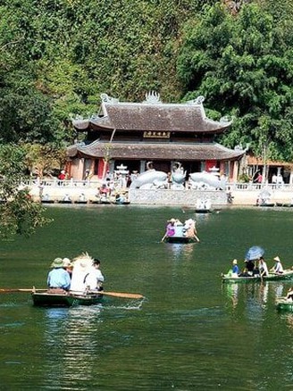 Những ngôi chùa nổi tiếng tại Việt Nam, điểm đến tâm linh của khách thập phương