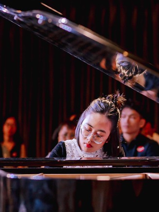Sinh viên năm 3 cải tạo không gian nhà ở thành lớp dạy đàn piano