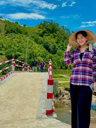 Cô giáo thay đổi nhiều cảnh đời trẻ vùng cao