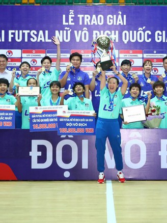 Những khoảnh khắc đẹp khép lại giải VĐQG futsal nữ 2024