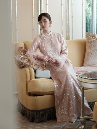 Áo dài sequins lấp lánh, lựa chọn hoàn hảo để nàng đón chào năm mới