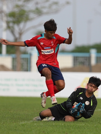 Trường ĐH Công nghệ Đồng Nai 5-0 Trường ĐH Bình Dương: Thắng thuyết phục!