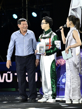 Lộ diện quán quân giành 1 tỉ đồng của 'Vũ trụ Đồng tiền' mùa đầu tiên