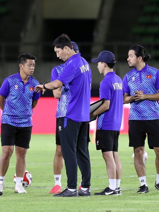 Úc bất ngờ muốn đấu AFF Cup: Bóng đá khu vực biến động lớn, Việt Nam áp lực