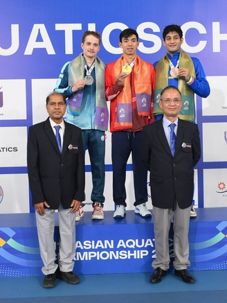 Kình ngư Nguyễn Huy Hoàng đoạt thêm HCV giải bơi vô địch châu Á tại Ấn Độ