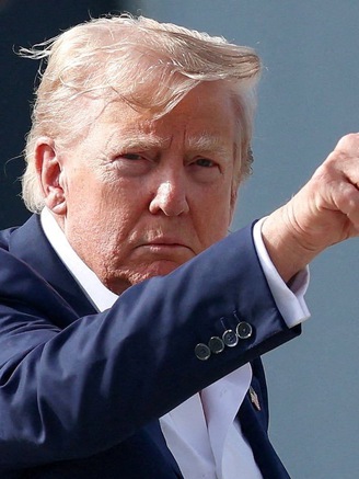 Lời dọa bất khả thi của Tổng thống Trump