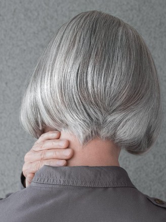 Có phải căng thẳng là nguyên nhân khiến tóc bạc sớm?