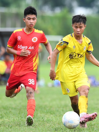 Lần đầu tiên bóng đá trẻ Việt Nam có giải 'mini V-League'