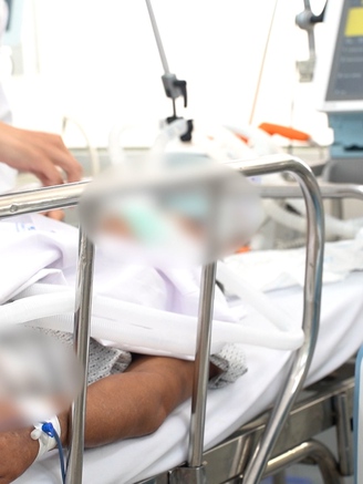 Bệnh viện Chợ Rẫy phối hợp cứu sống 2 ca đột quỵ cấp ở Phú Quốc