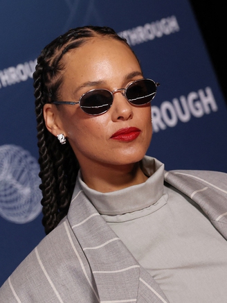 Alicia Keys  - ‘họa mi nước Mỹ’ sở hữu 17 giải Grammy, sắp đến Việt Nam